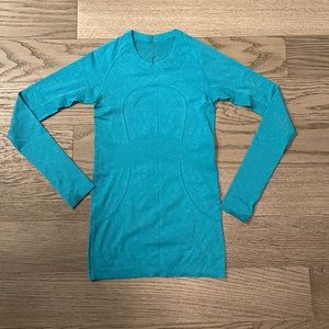 Lululemon long sleeve shirt